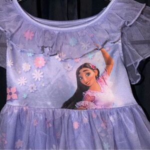 Girl Disney encanto dress